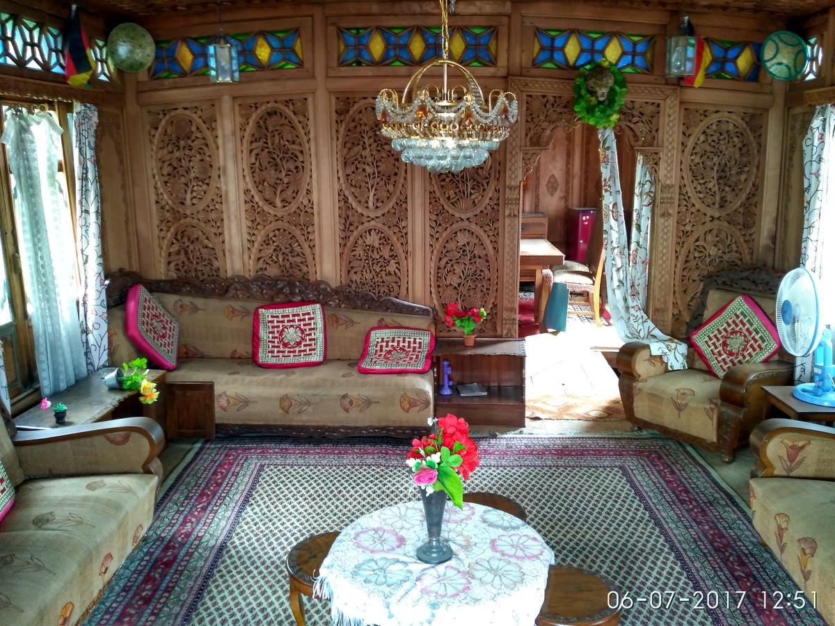 Bed and Breakfast House Boat New Manora Srīnagar Exterior foto