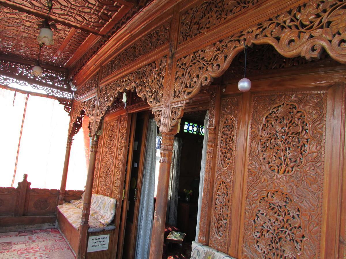 Bed and Breakfast House Boat New Manora Srīnagar Exterior foto