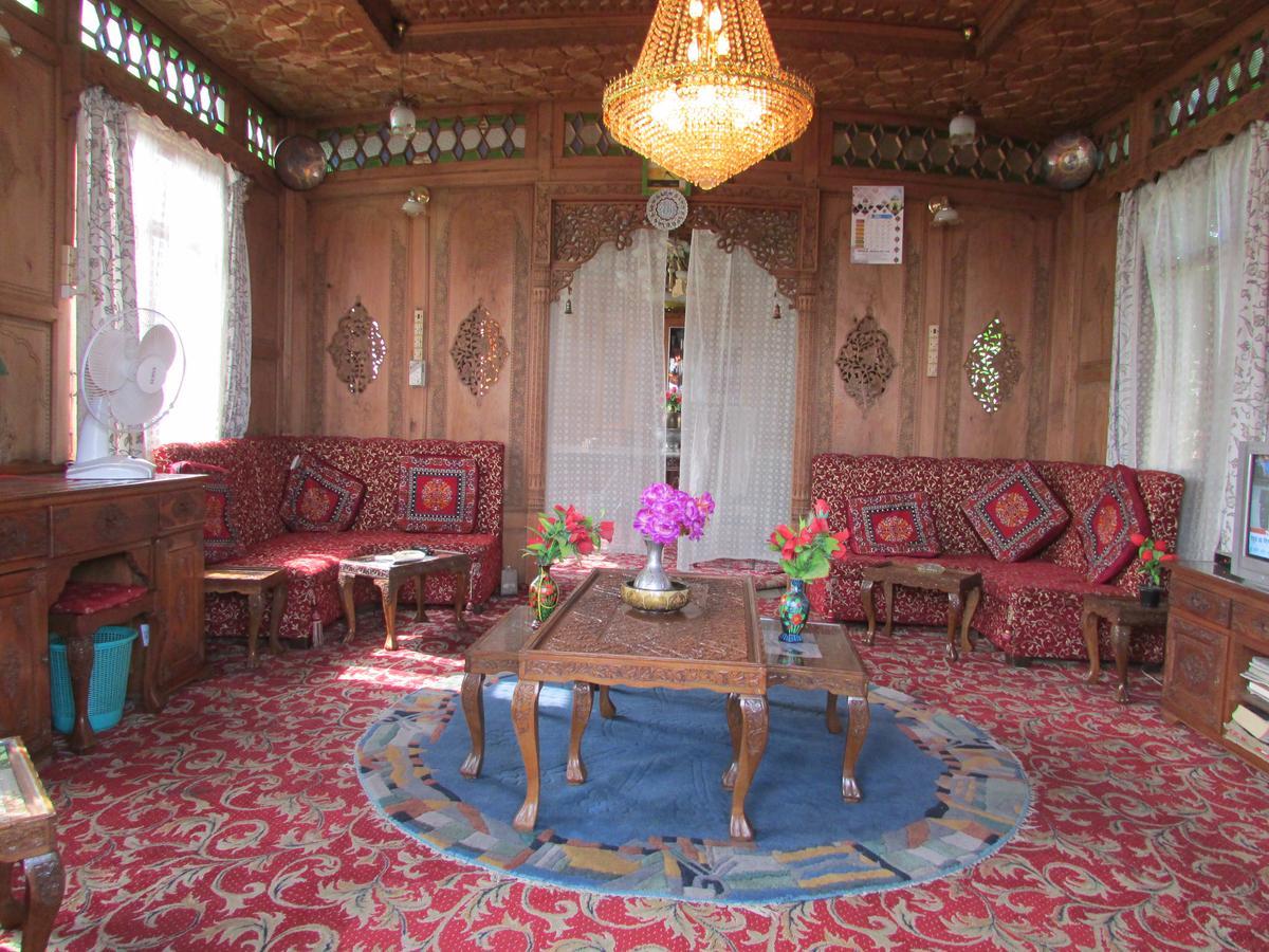 Bed and Breakfast House Boat New Manora Srīnagar Exterior foto